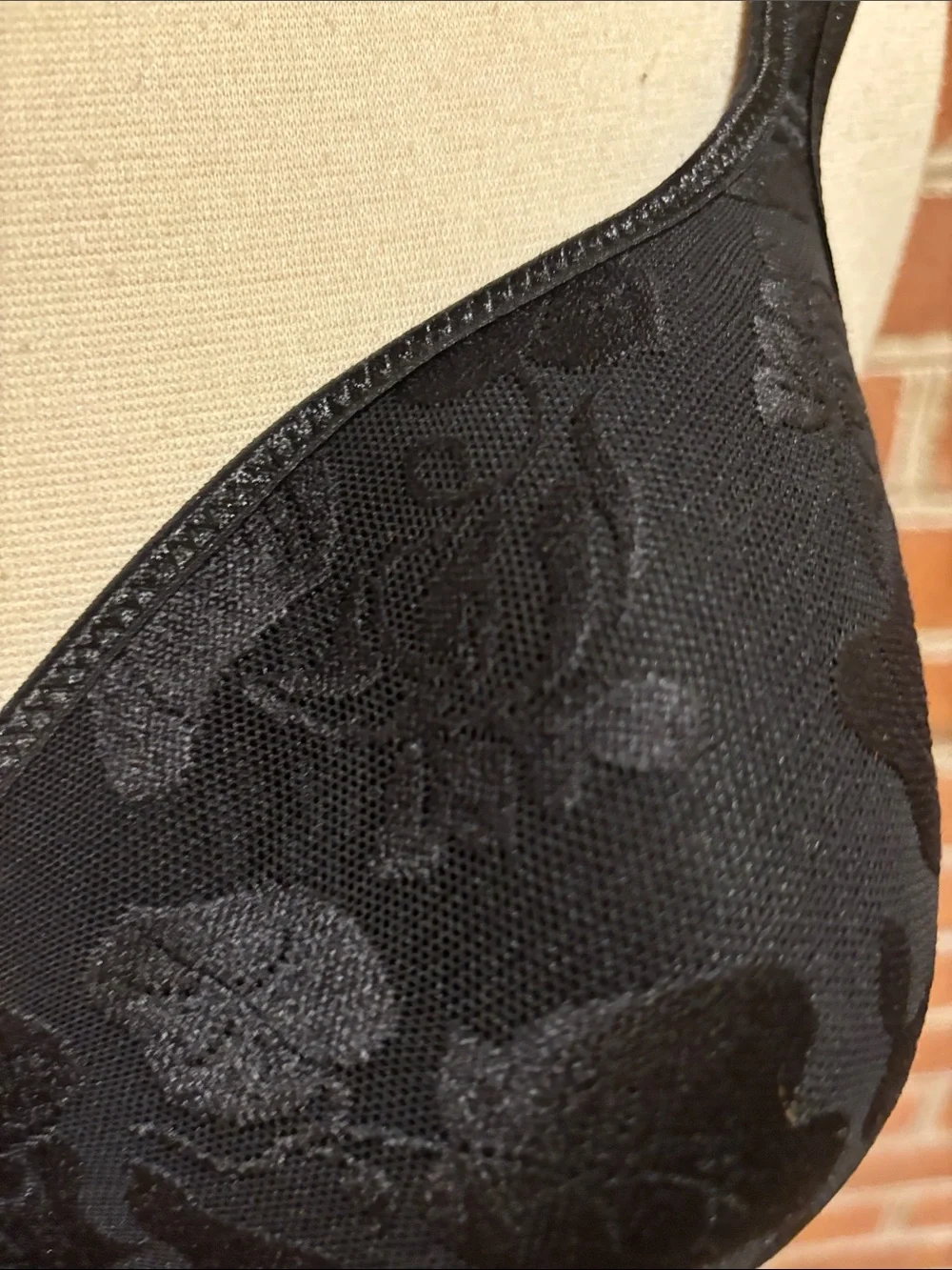 Wacoal Awareness Black Floral Padded Underwire Full-Coverage Bra Size 34DD